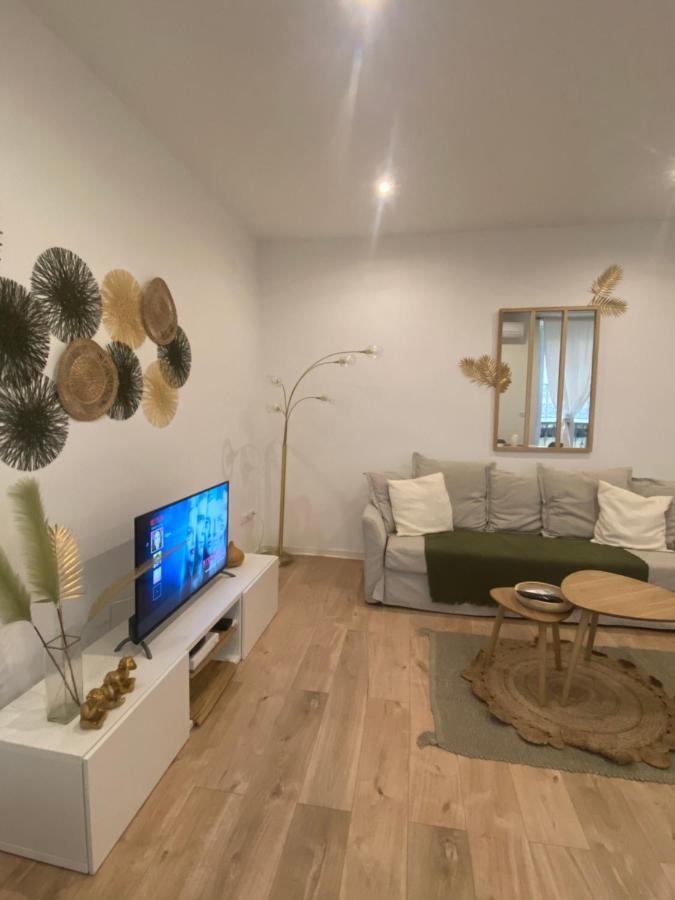 Le Casimir - Superbe T3 En Plein Centre Ville Renove Avec Gout - Wifi Μπεζιέ Εξωτερικό φωτογραφία